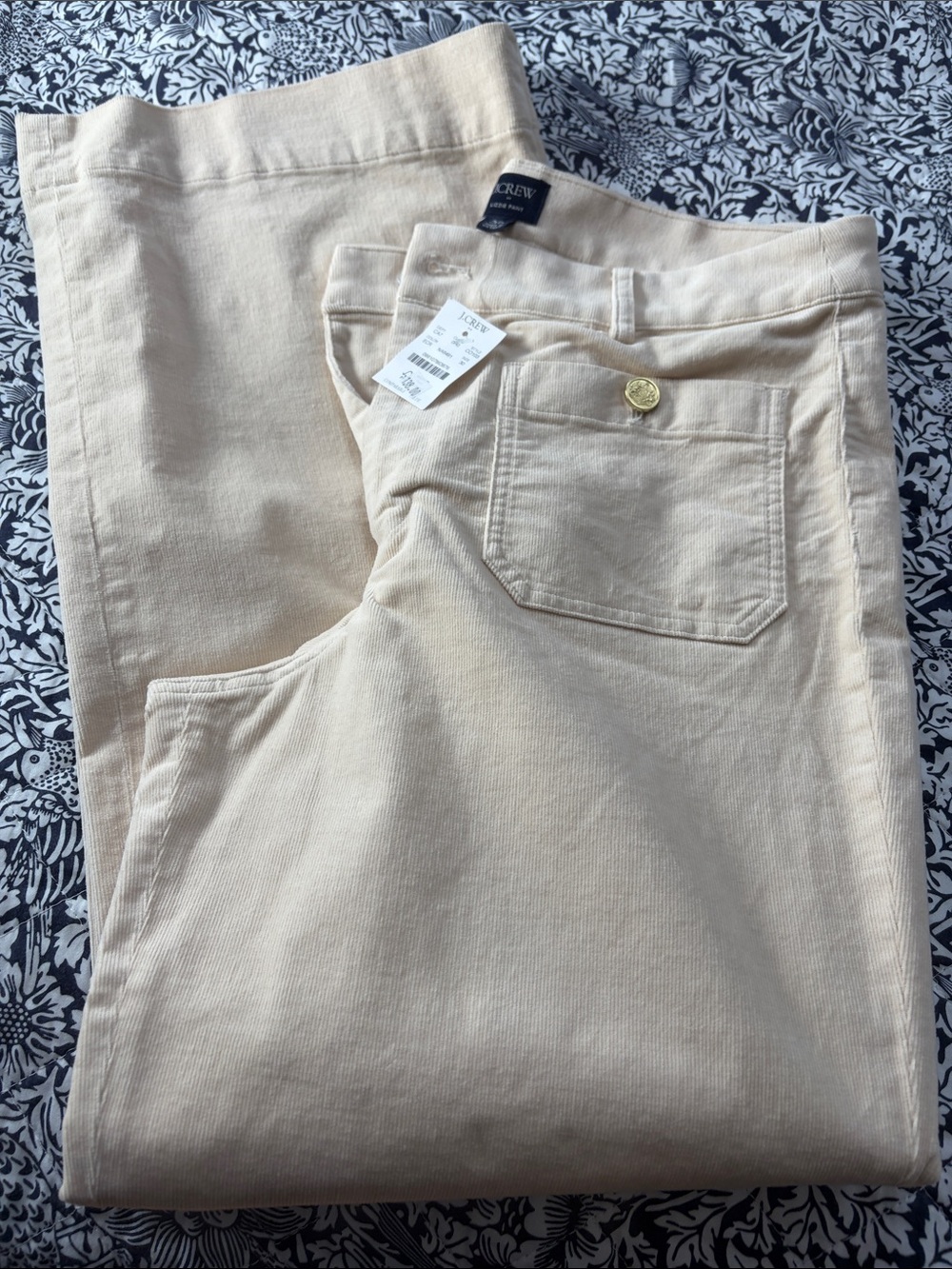 New w Tags J. Crew Women’s Beige-Cream Chino Pants